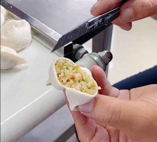 包子餃子一體機(jī)做出來的餃子效果